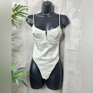 Zara Women’s Ivory Satin Underwired Bodysuit Top Sz Small